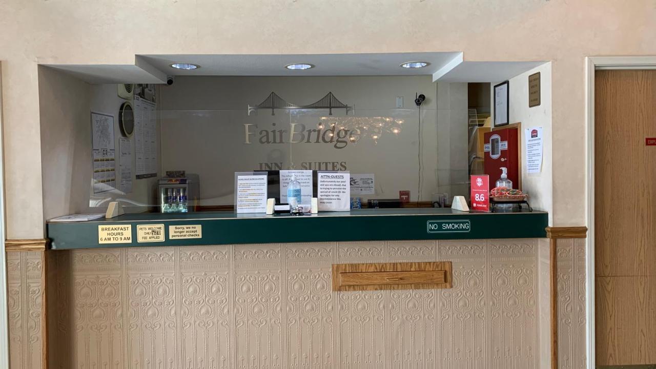 Fairbridge Inn And Suites - מיילס סיטי מראה חיצוני תמונה