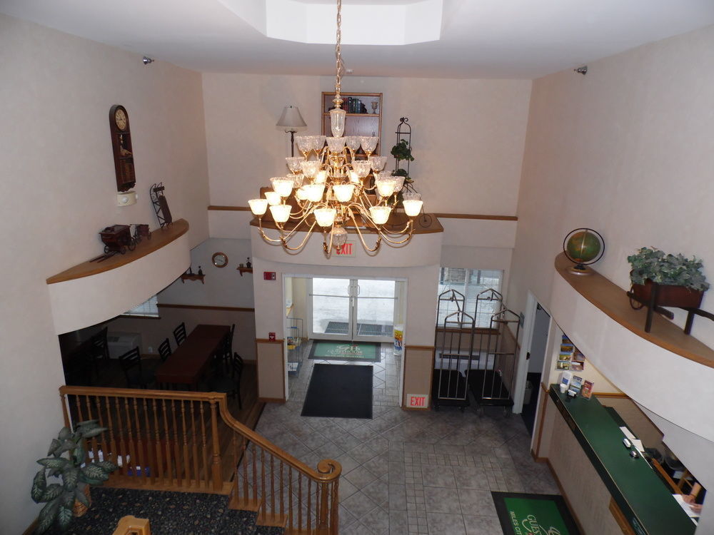 Fairbridge Inn And Suites - מיילס סיטי מראה חיצוני תמונה